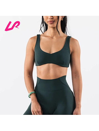 Cover up in style with our sculpt bra. Designed for comfort and support, it's a must-have for any workout wardrobe. Shop now and stay ahead of the trend.